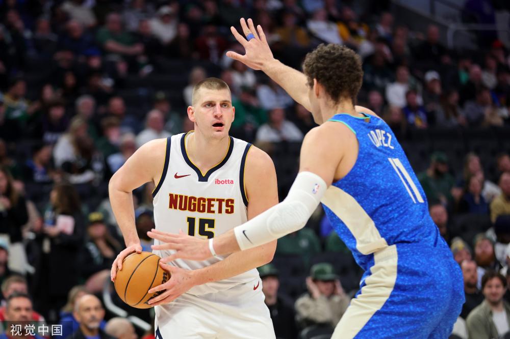 根據日程安 根據日程安