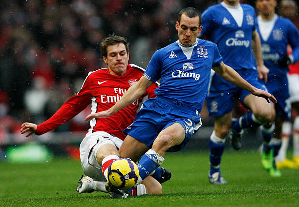 出的年轻球 出的年轻球