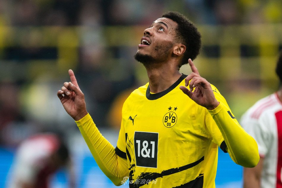 穿上同样的 穿上同样的